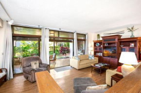 KBM Resorts: Kaanapali Royal KRO-Q102 Large Floorplan Quick Walk to Beach Includes Rental Car